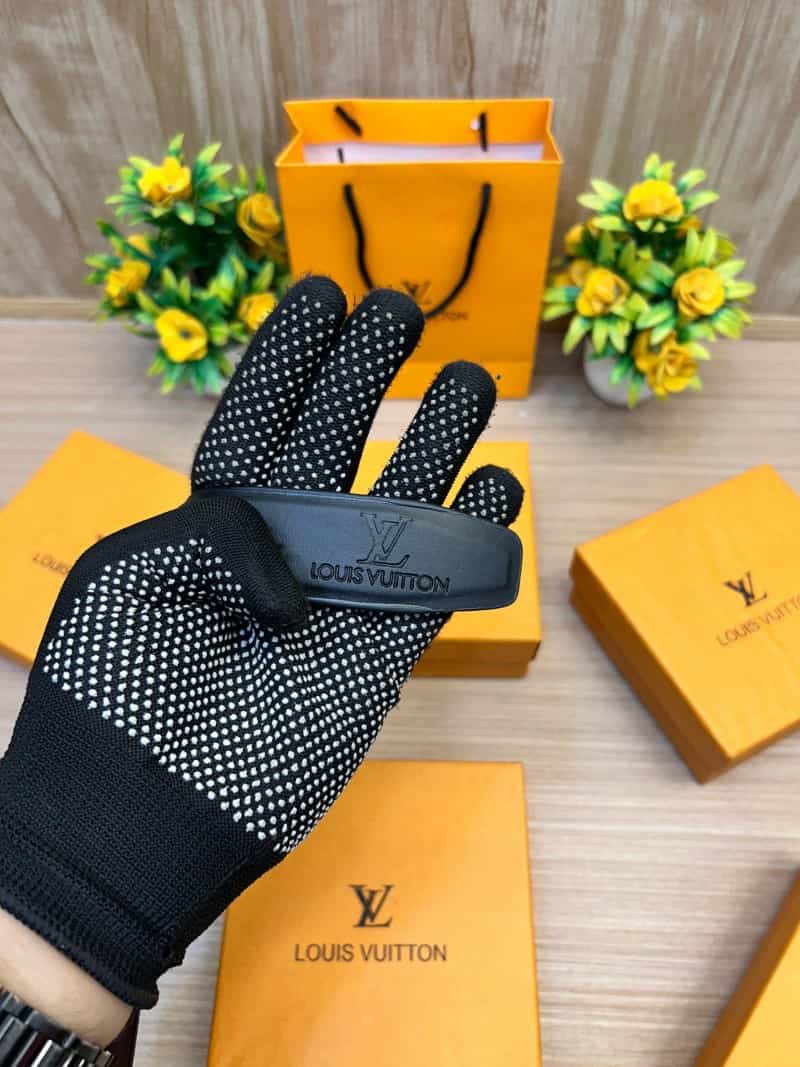 LOUIS_VUITTON_ LV 374