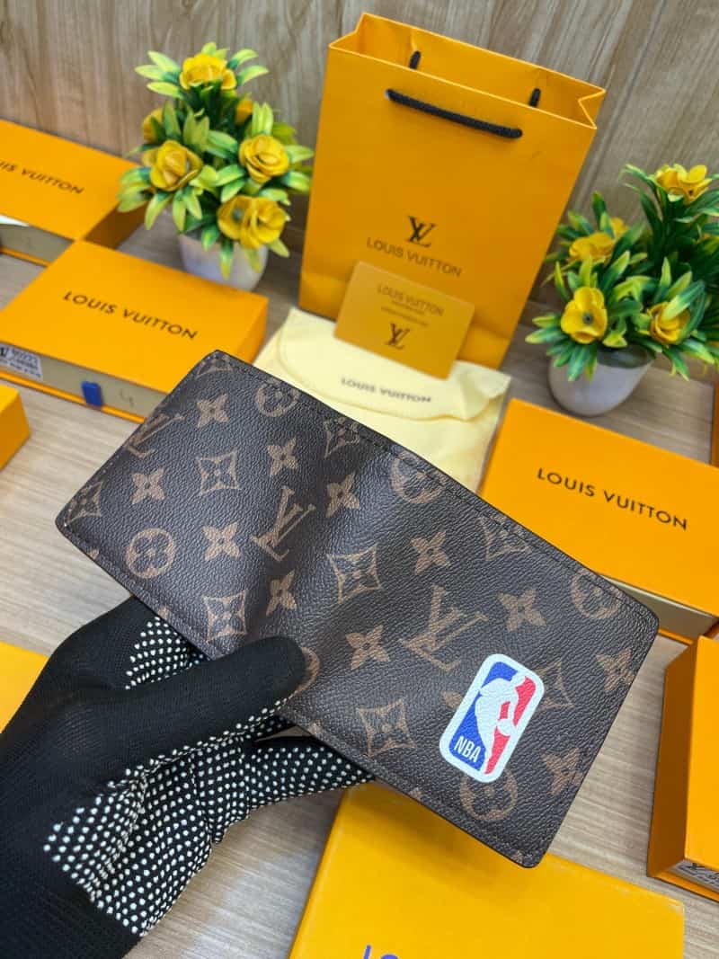 LOUIS_VUITTON_WALLET_V649