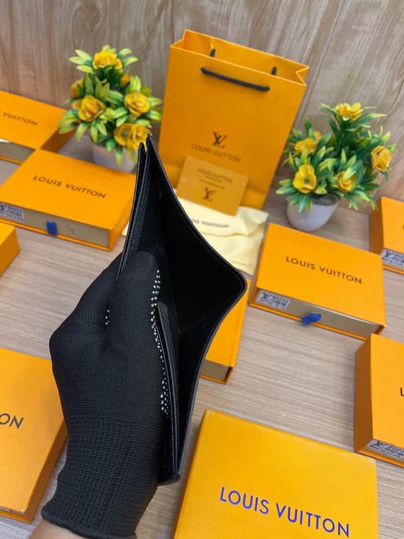 LOUIS_VUITTON_WALLET_V648