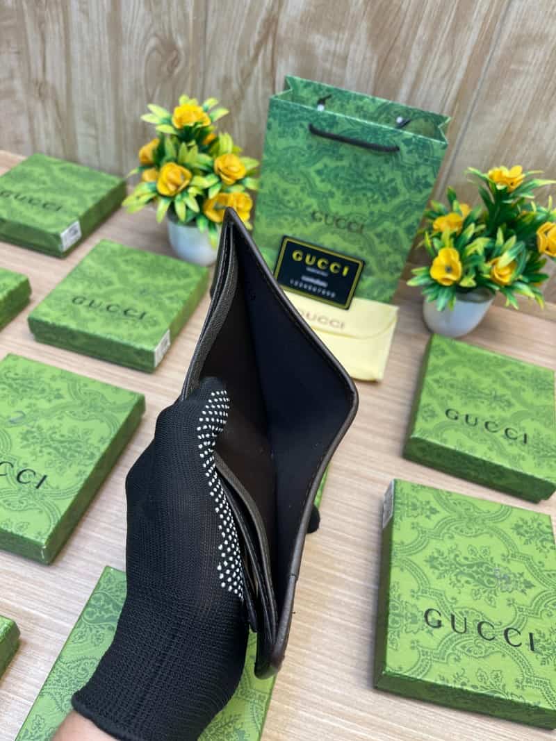 GUCCI_WALLET_V641