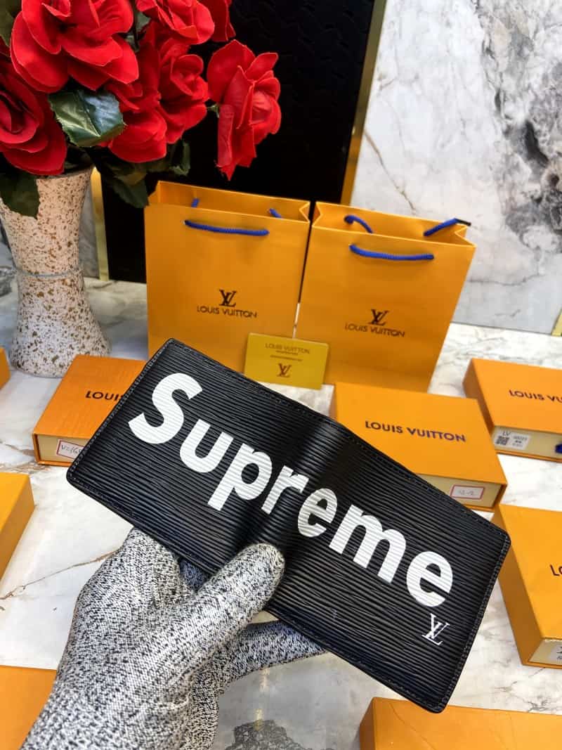 LOUIS_VUITTON_WALLET_V596