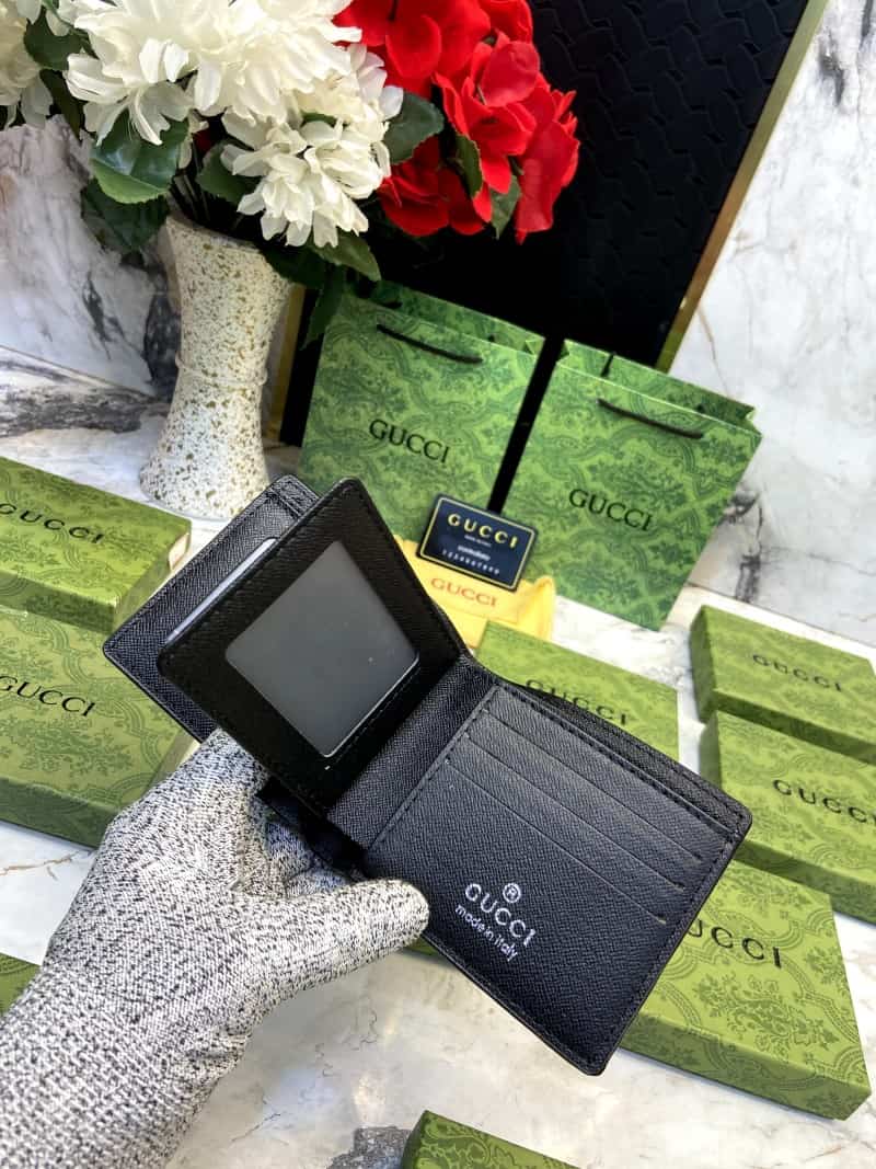 GUCCI_WALLET_V592