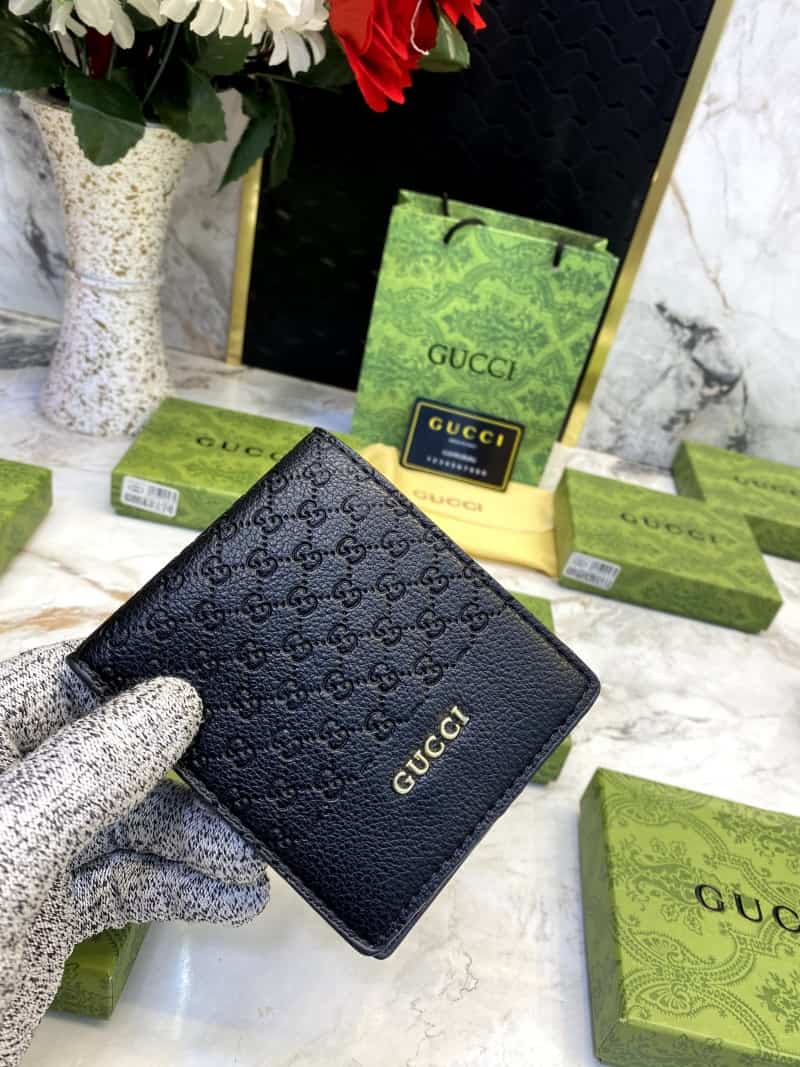 GUCCI_WALLET_V559