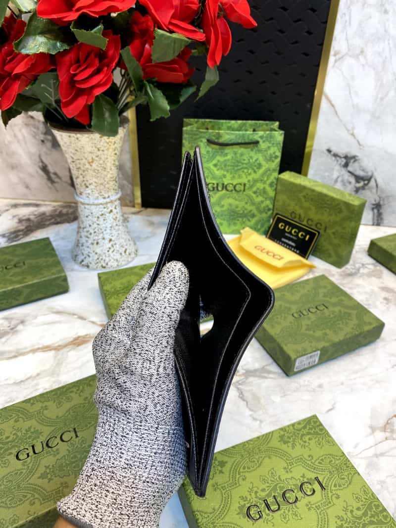 GUCCI_WALLET_V513