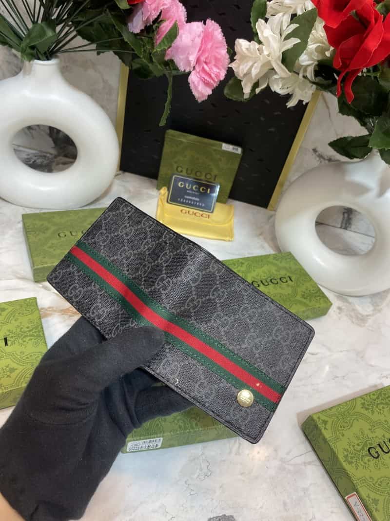 GUCCCI WALLET V463