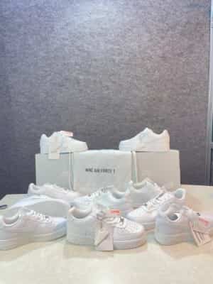 airforce womens pure white leather quality with dust bag
