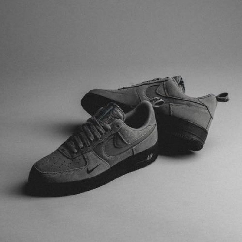 Nike Airforce 1 07 LV8 SE reflective swoosh cool grey
