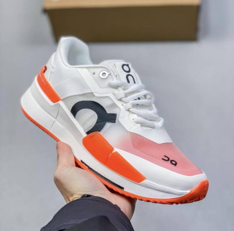 On Cloud X The Roger Pro 2 White Flame