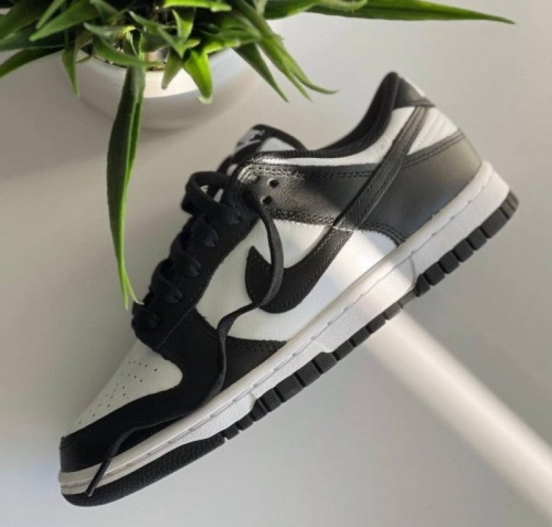 Nike sb dunk low panda semi ua women
