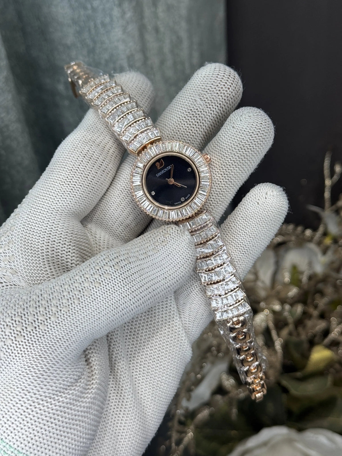 Swarovsk i Diamond Copper Black Ladies Premium Watch