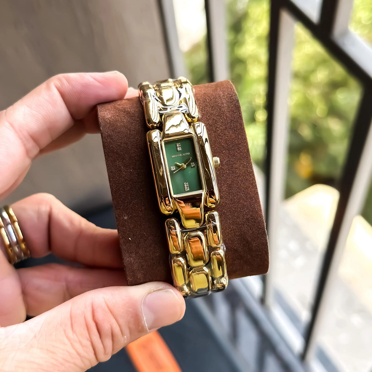 MICHAELKORS_LADIES_GOLD_GREEN