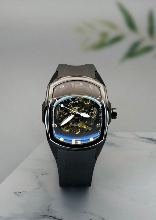 Coru m Automatic Black