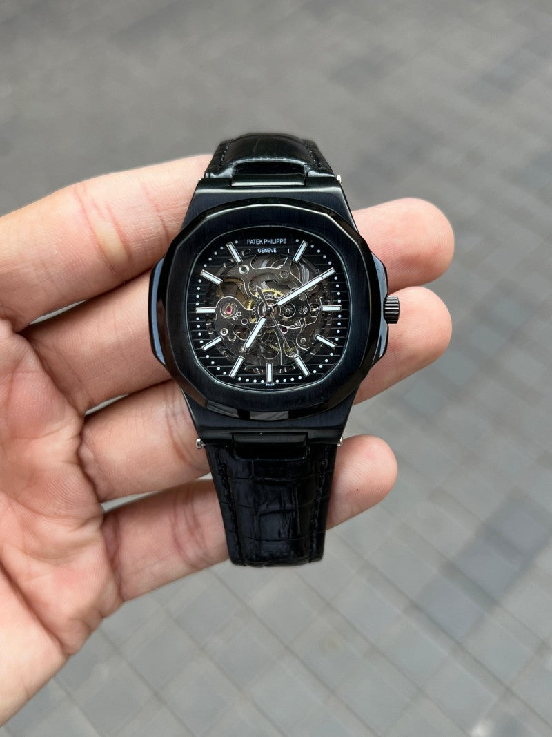 Pate_k Phillipe Nautilus Leather Automatic