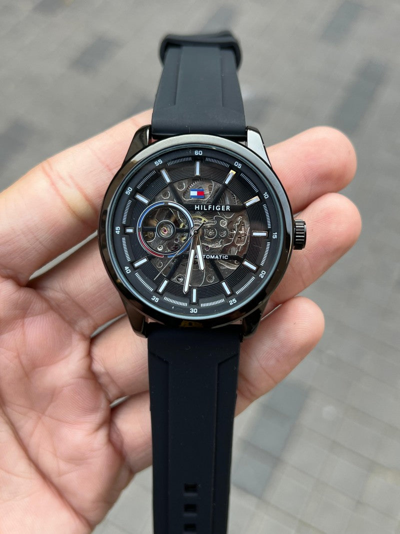 Tommy Hilfige r automatic black