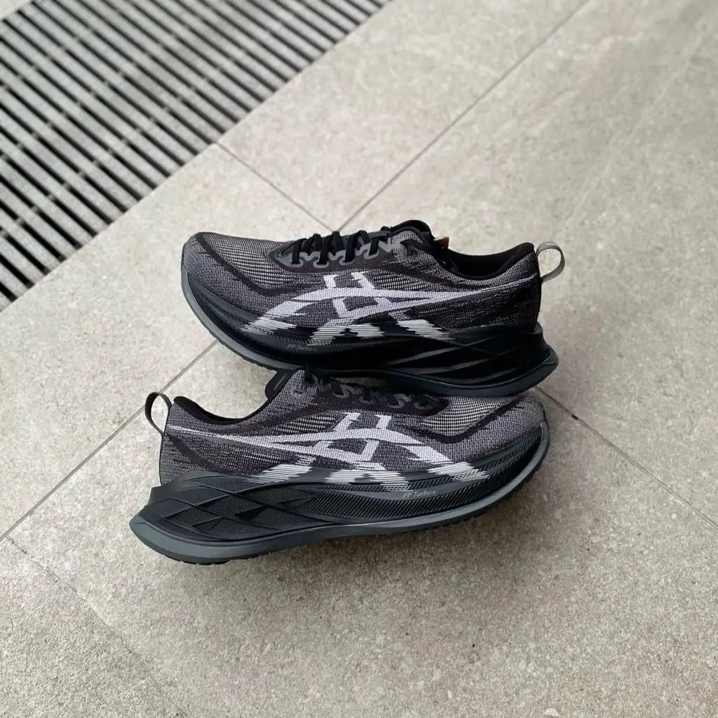 Asics_Superblast 2 Black White Shoes
