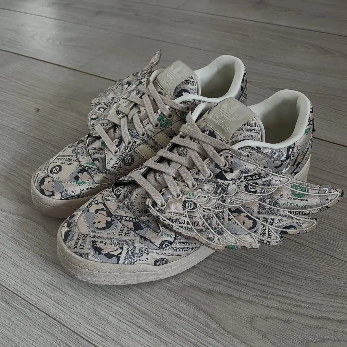 Adidas_Forum Wings 1.0 Low Money By Jeremy Scott Sneakers