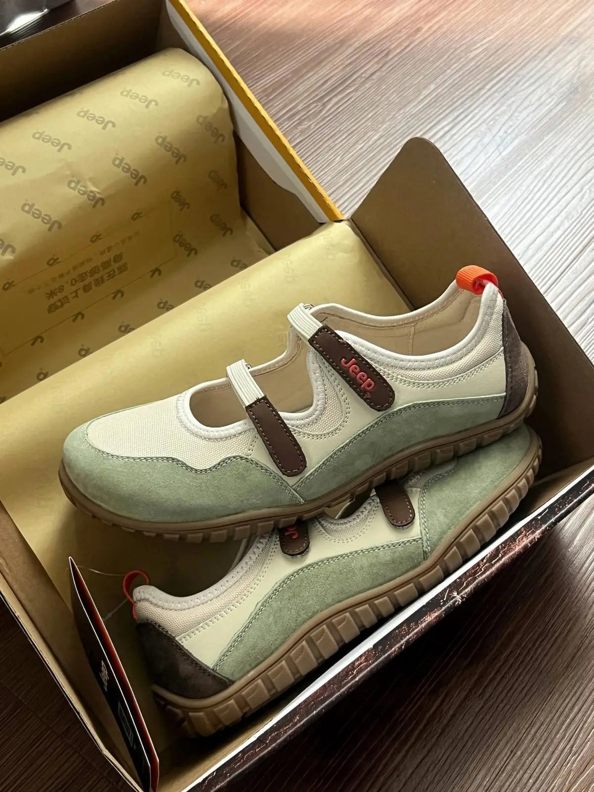 Jeep Outdoor Shoes Womens Low Top Cream Light Green For Girls D-2110