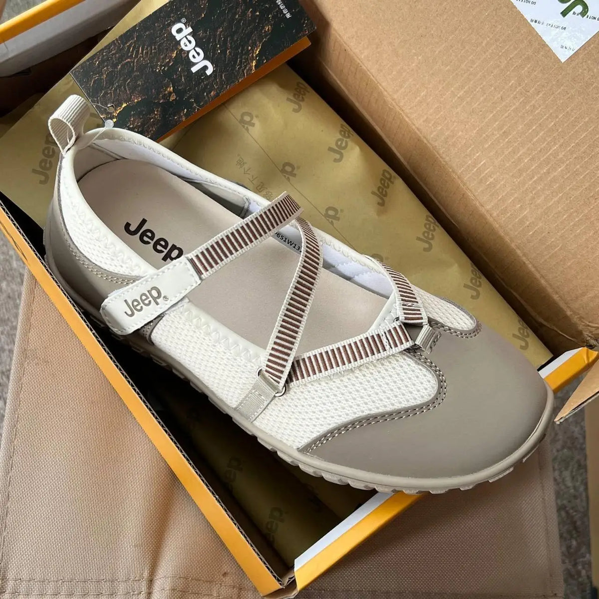 Jeep Outdoor Shoes Womens Low Top Beige  Sand Neutral  7A Premium Edition D-2111