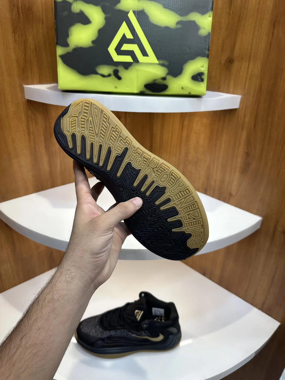 Nike_Zoom Giannis Freak 7 The Drive Black Gum