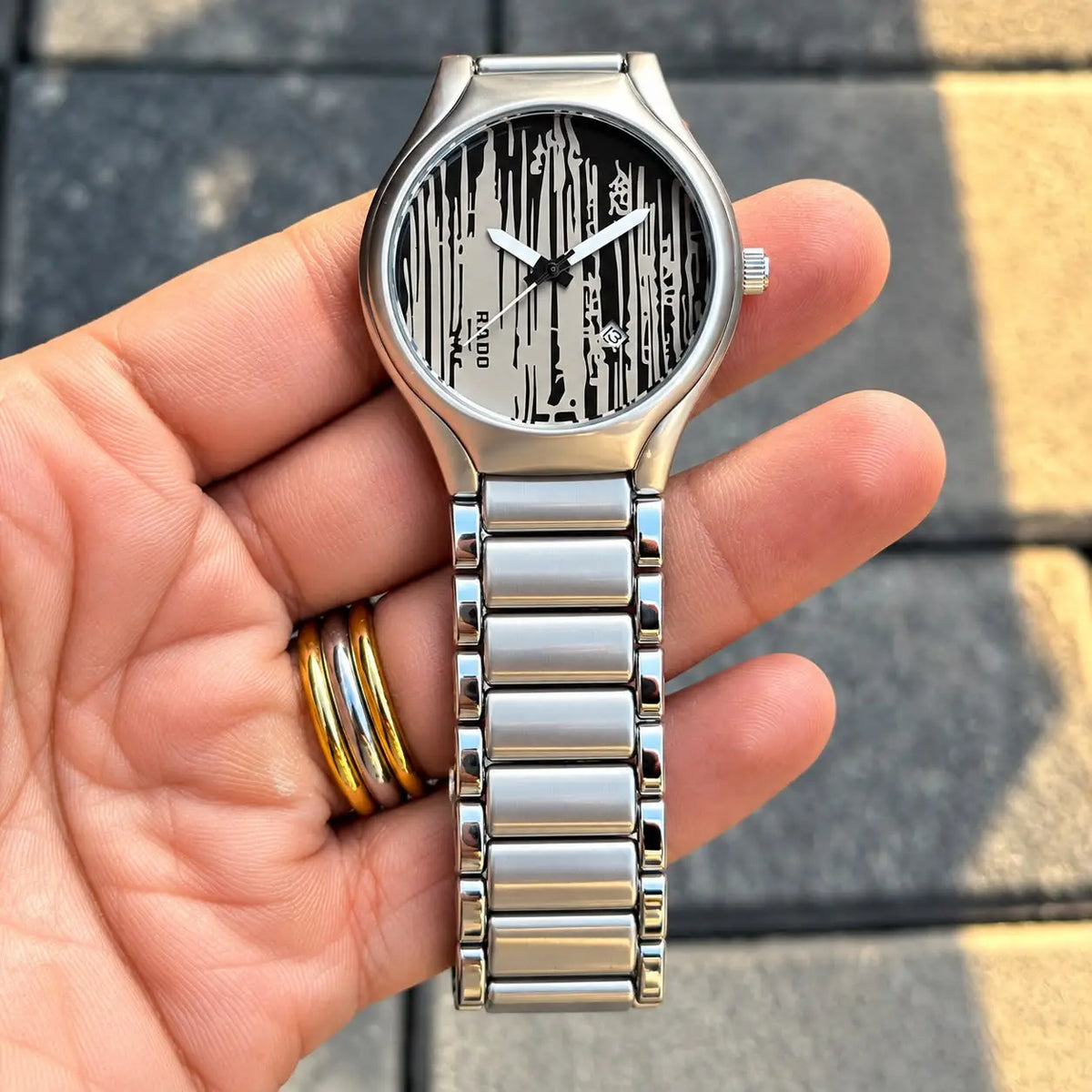 RADO_GRAY