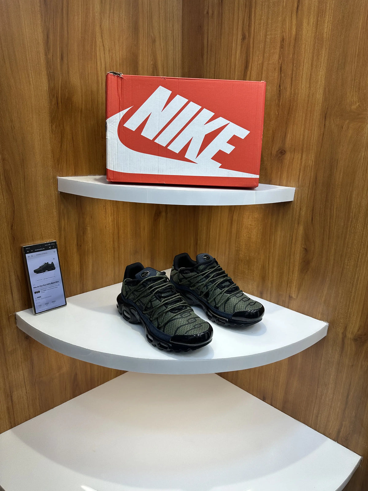 Nike_Airmax Plus Utility Black Olive