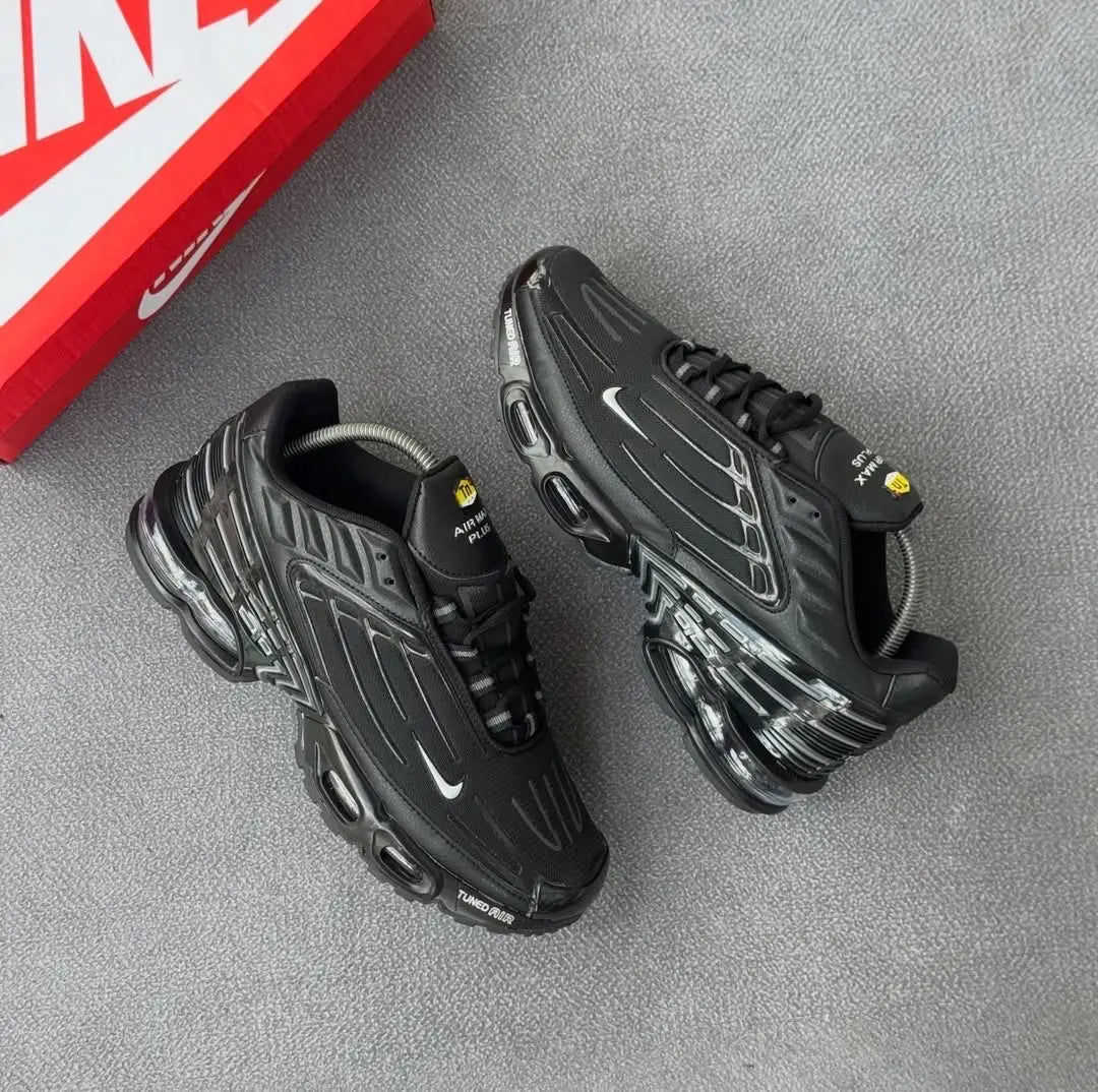 Nike_Airmax Plus 3 Black & Silver Mens Shoes