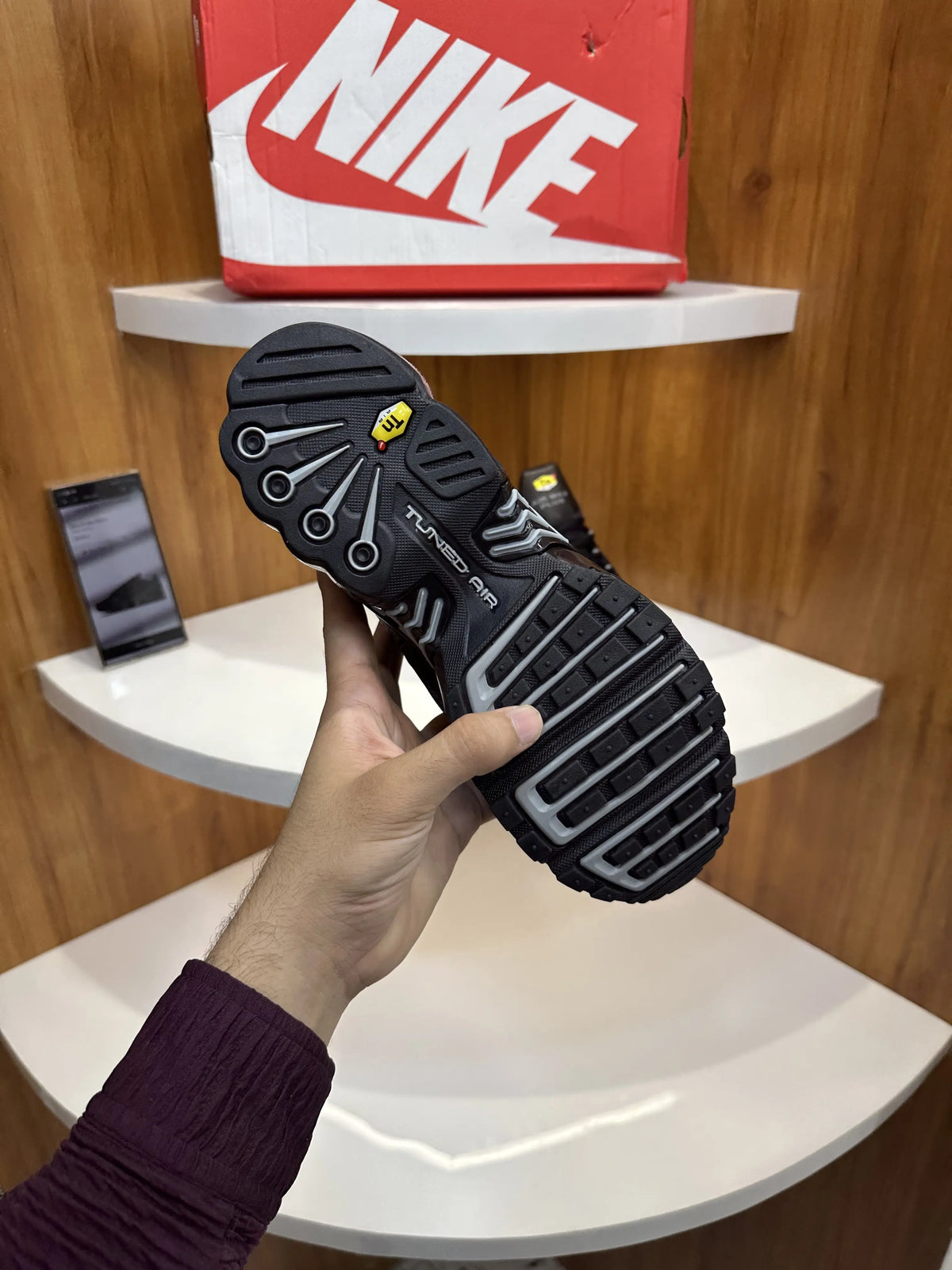 Nike_Airmax Plus 3 Black & Silver Mens Shoes