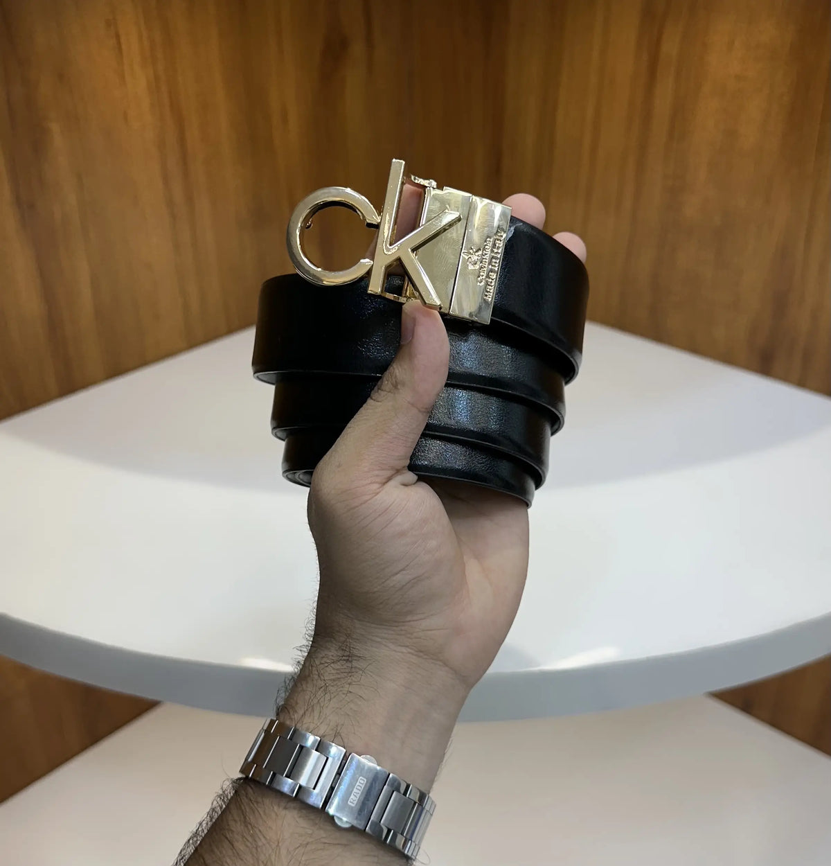 Calvin Klei n Reversible Premium Imported Belt Gold ck2098