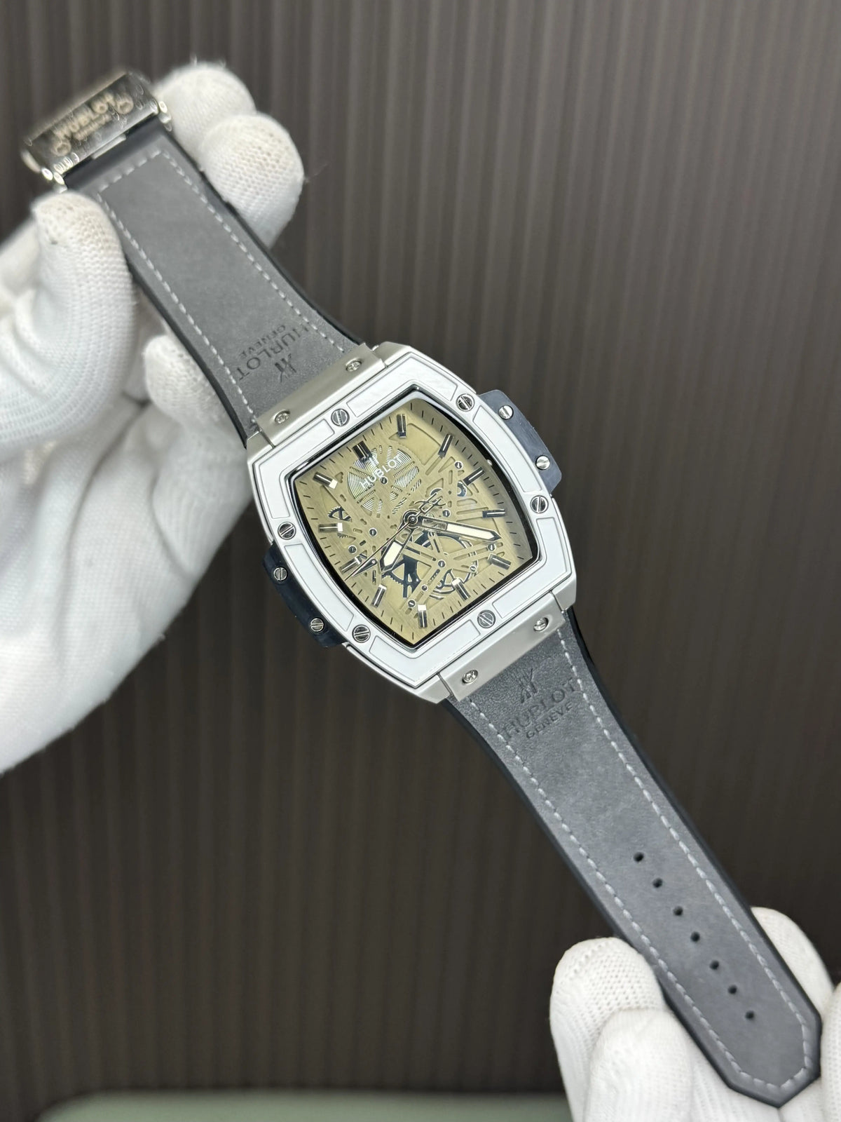 Hublo t Big Bang Grey Beige Quartz Premium Watch