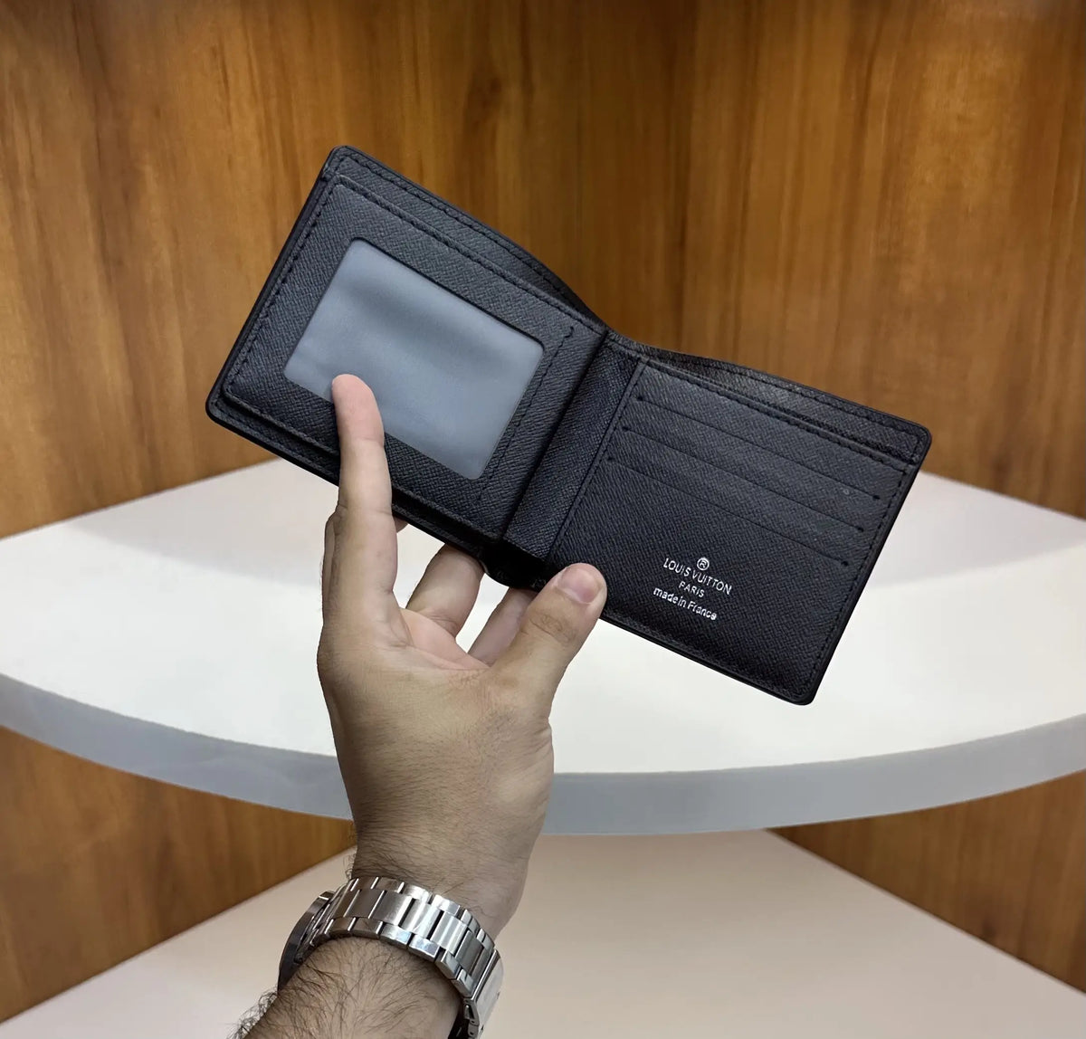 Louis Vuitto n Premium Wallet Black lv100