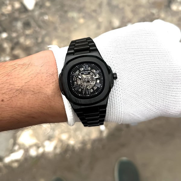 Patek_Philippe_Nautilus Automatic Black